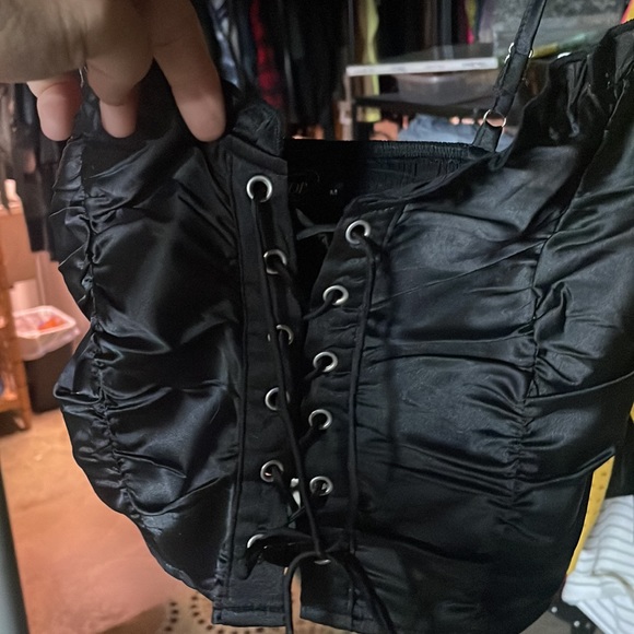 Black lace up corset top - Picture 2 of 5